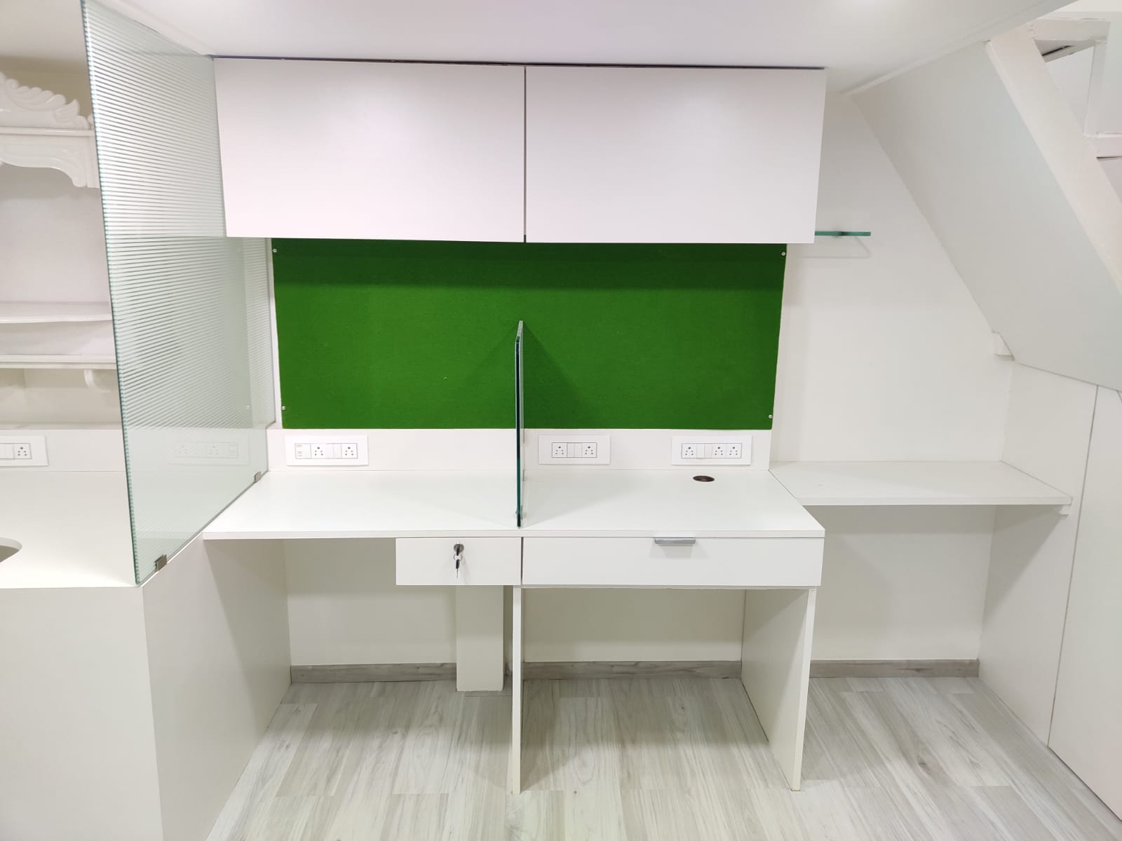 Crystal Plaza office interior 13